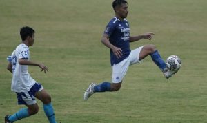 Kick off Liga 1 2022/2023 hanya tinggal menghitung hari. Bagi Daisuke Sato, itu akan menjadi momen yang ditunggu karena ia akan memulai kiprahnya bersama Persib. Foto: Persib Bandung.