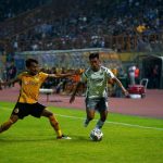 Persib Bandung bermain imbang 2-2 dengan Bhayangkara FC pada laga pertamanya di Liga 1 2022/2023 di Stadion Wibawa Mukti Cikarang, Kabupaten Bekasi, Minggu (24/7/2022). Foto: Persib Bandung.