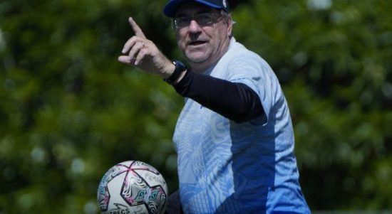 Persib Bandung berencana melakoni dua laga persahabatan dengan tim peserta Liga 1 2022/2023. Pertandingan akan berlangsung pada pertengahan Juli 2022. Foto: Persib Bandung.