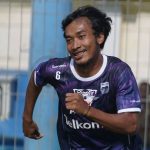 Gelandang muda Persib Bandung, Robi Darwis siap bekerja keras untuk mendapatkan menit bermain dari pelatih Robert Alberts di Liga 1 2022/2023. Foto: Persib Bandung.