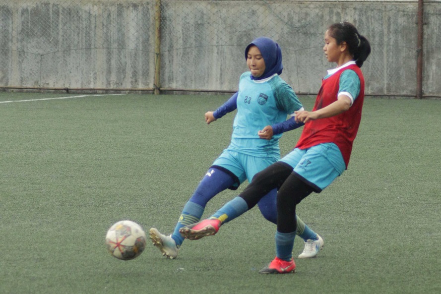 Akademi Persib Putri tengah mempersiapkan diri untuk berpartisipasi di Women Football Championship (WFC) di Singapura, 17-21 Oktober 2022. Foto: Persib Bandung.