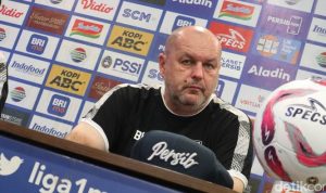 pelatih-persib-bojan-hodak_169