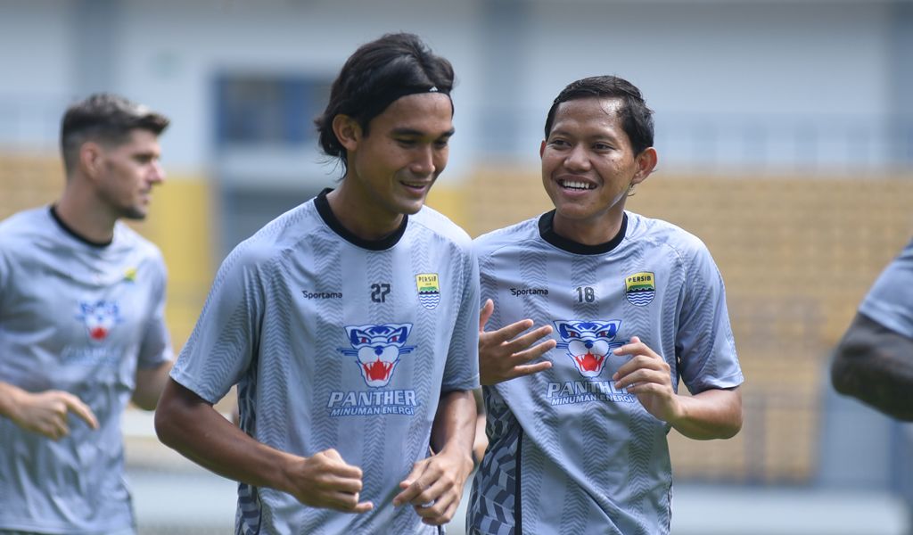 Adam Alis vs Borneo FC